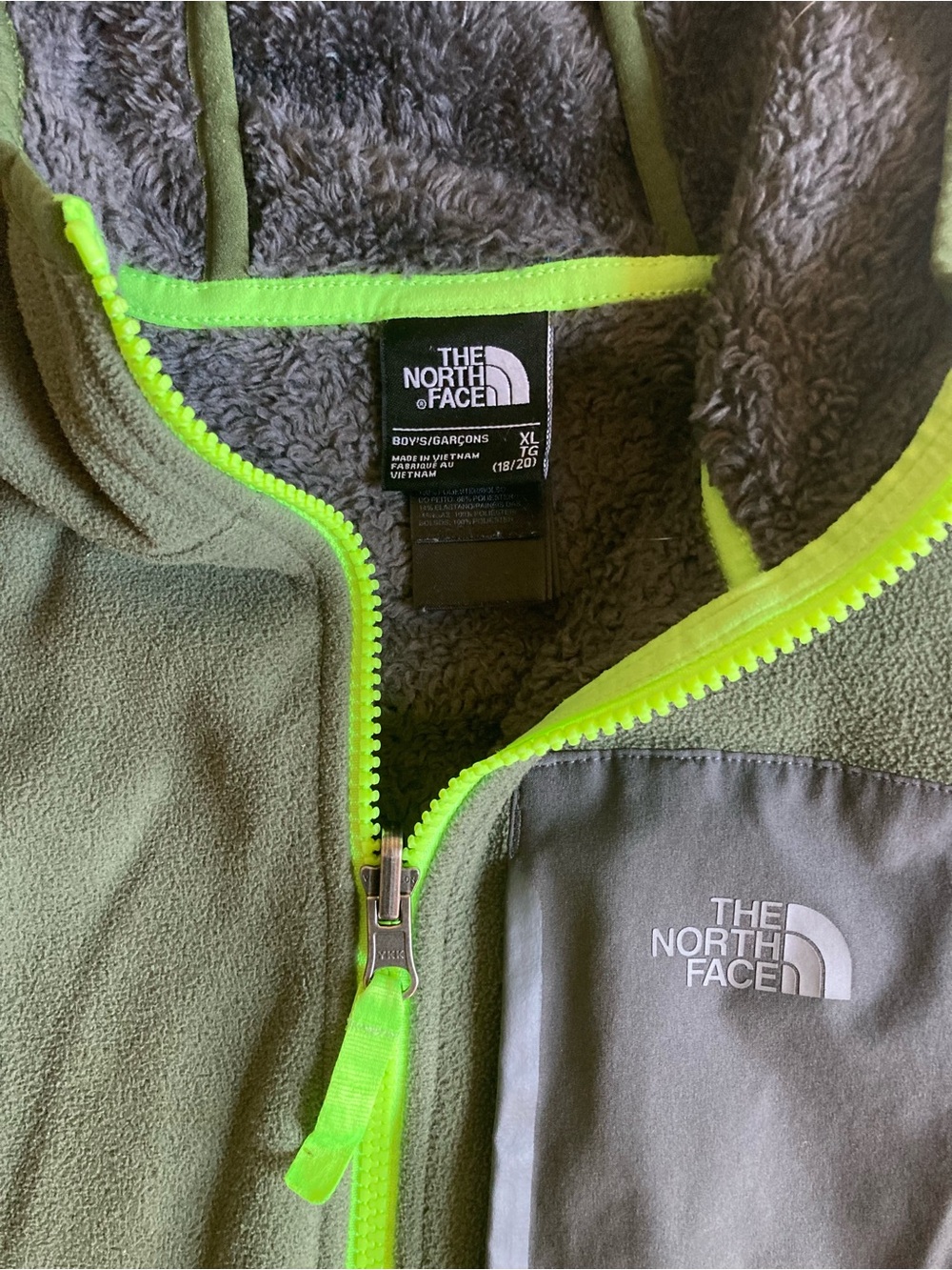 The North Face boys XL 18 20 Chimborazo hi pile full zip fleece jacket with hood